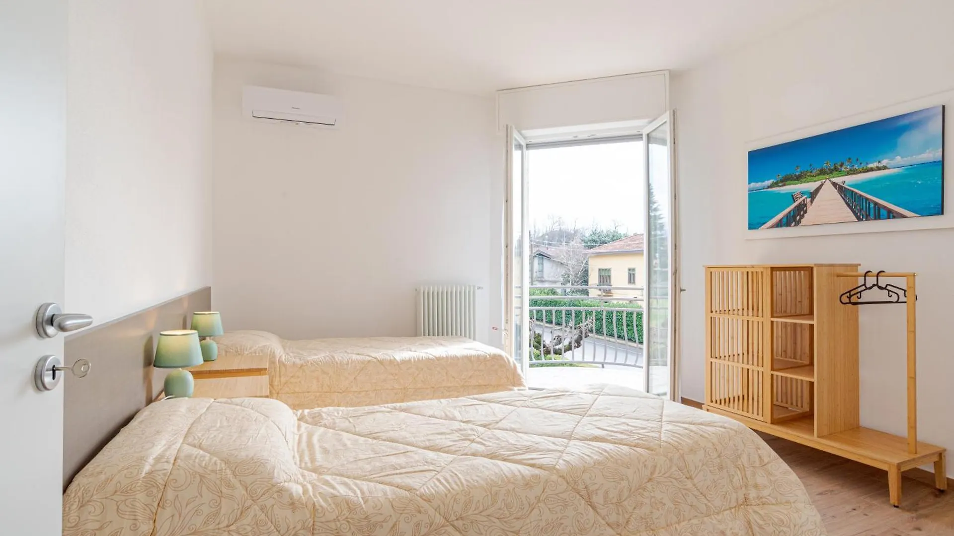 Roomy And Bright Apartments With Terrace! Cesana Brianza