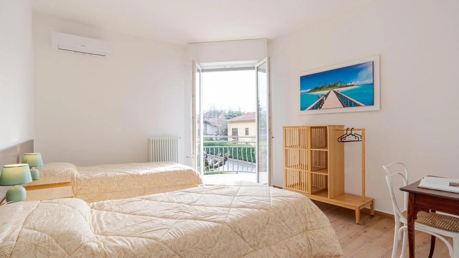 Roomy And Bright Apartments With Terrace! Cesana Brianza