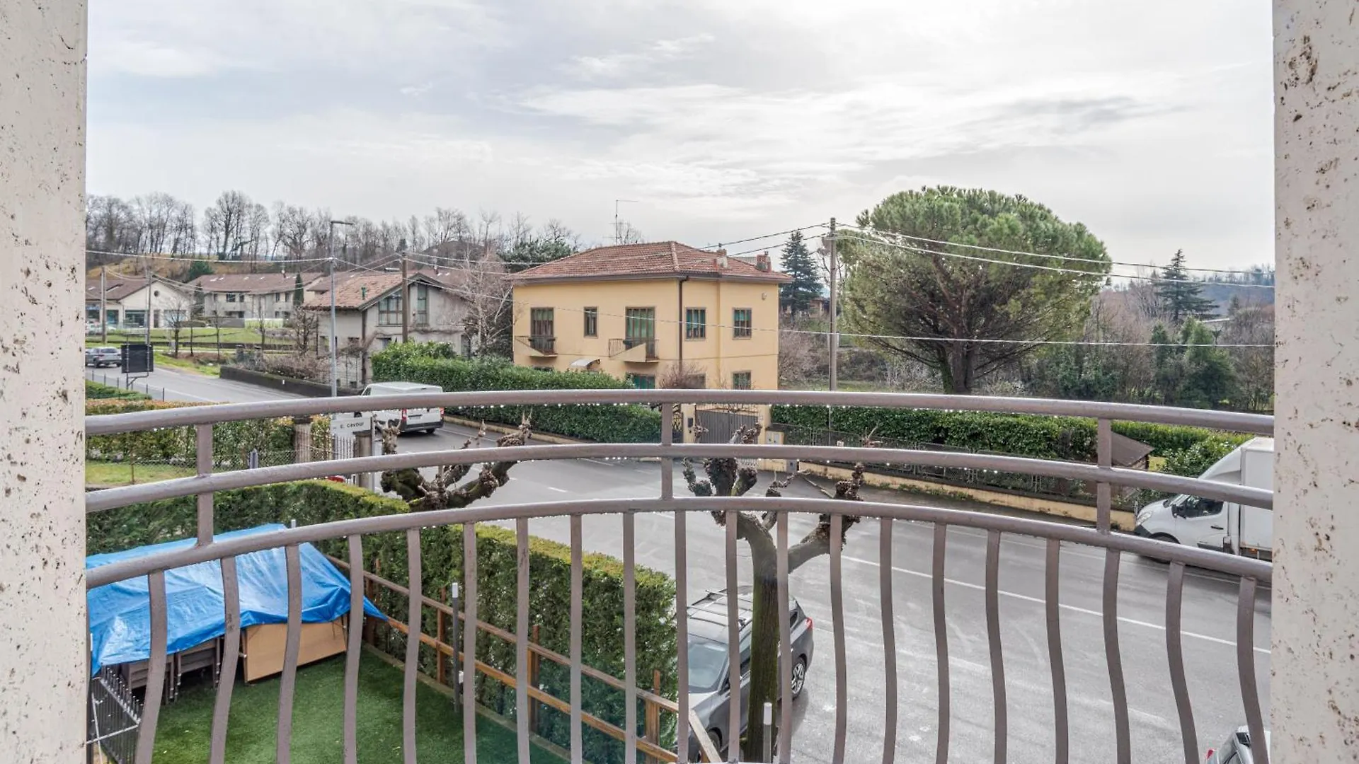 Roomy And Bright Apartments With Terrace! Cesana Brianza